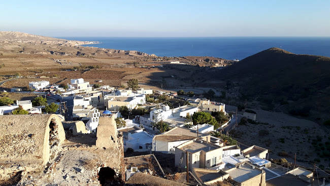 Il villaggio di Akrotiri nella parte sud-occidentale di Santorini.