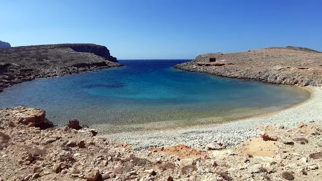La selvaggia e solitaria spiaggia di Avlaki nella parte meridionale dell'isola greca di Kasos.