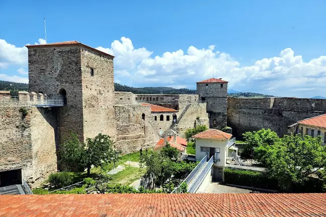 Il grande Castello di Salonicco, conosciuto come Heptapyrgion.