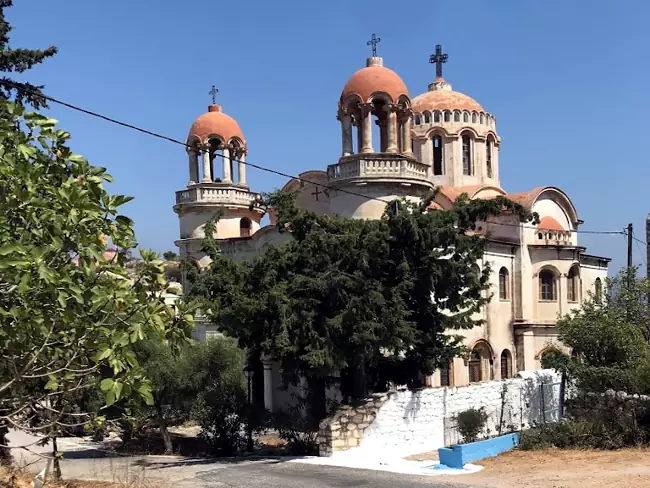 La cattedrale di Kastellorizo è uno dei monumenti da vedere.