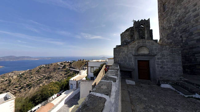 Vista panoramica dalle strade di Chora sull'isola di Patmos.