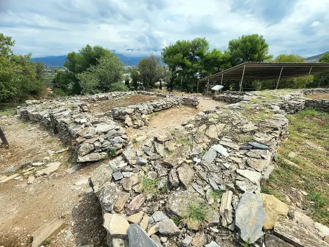 Il villaggio preistorico di Dimini poco fuori Volos.