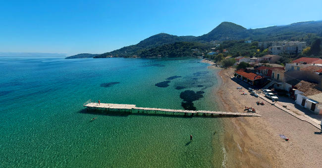 La parte meridionale della spiaggia di Messonghi.