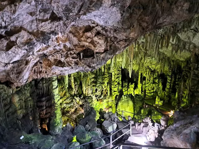 La Grotta di Dikteon Andron è una delle meraviglie più belle da vedere a Creta.