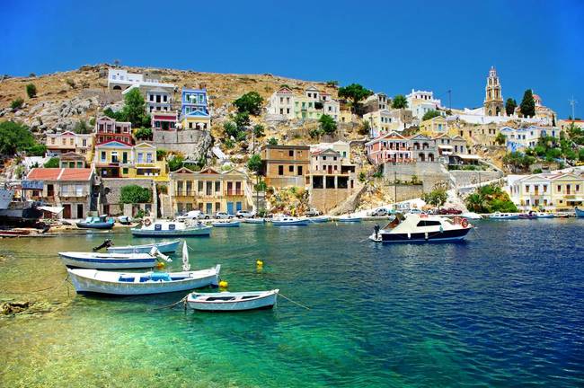 Hydra, piccolo porto e spiaggia.