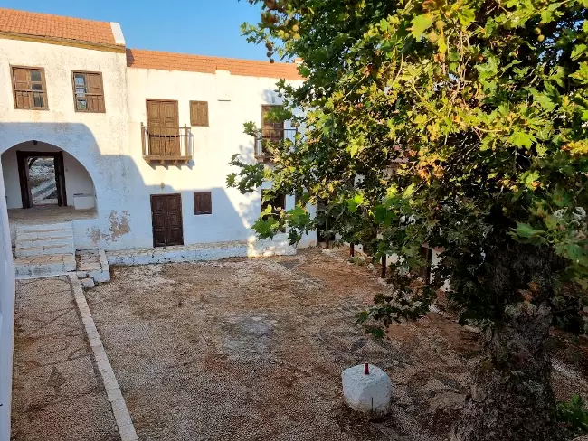 Il monastero di Agios Georgios vounou a Kastellorizo.