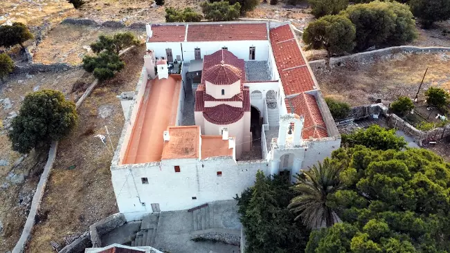 Il monastero dell'Arcangelo Michele Roukouniotis a Symi.