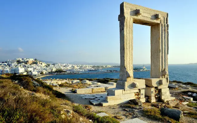 Portara, il monumento simbolo di Naxos.