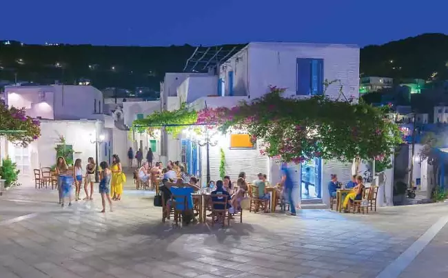 In Grecia scoprirai voglia di condivisione e quell'ospitalità che ti fa sentire ovunque a casa