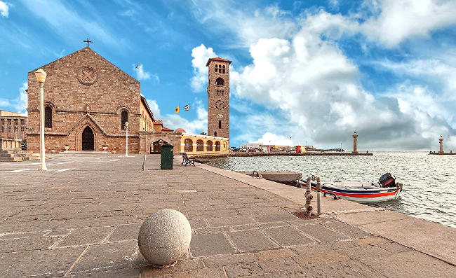 Porto di Rodi in Grecia.