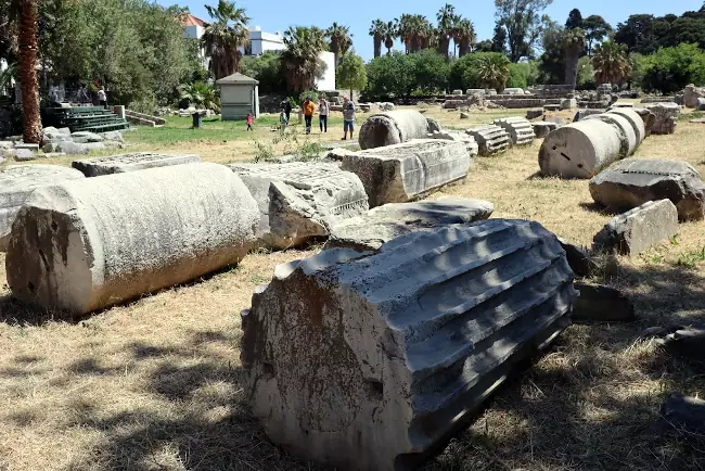 Tanti tesori archeologici nell'area dell'Antica Agorà di Kos.