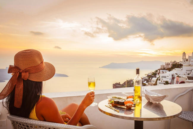Vacanza romantica a Santorini.