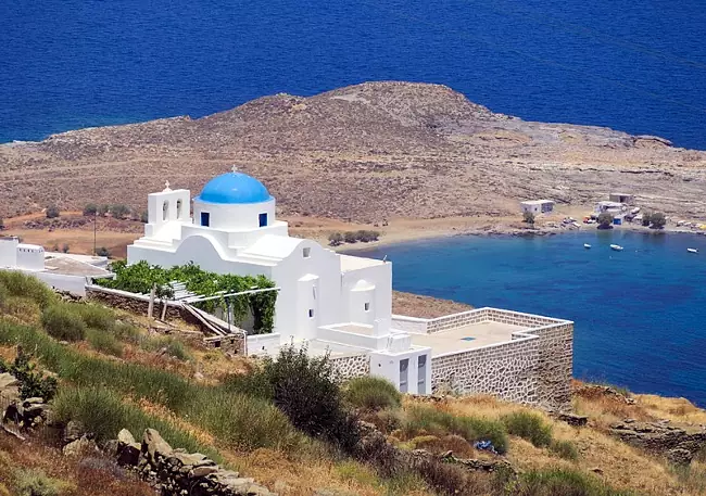 La chiesa di Panagia Skopianì sull'isola di Serifo.