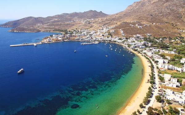 Spiaggia di Serifos, nelle isole Cicladi.