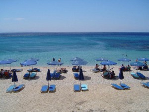 Una bellissima spiaggia a Lesbo.