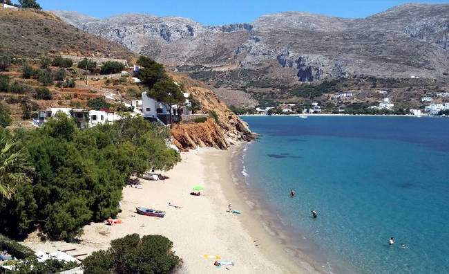 L'incantevole e tranquilla spiaggia di Psili Ammos.