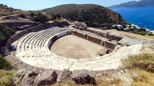 Antico teatro romano di Milos.